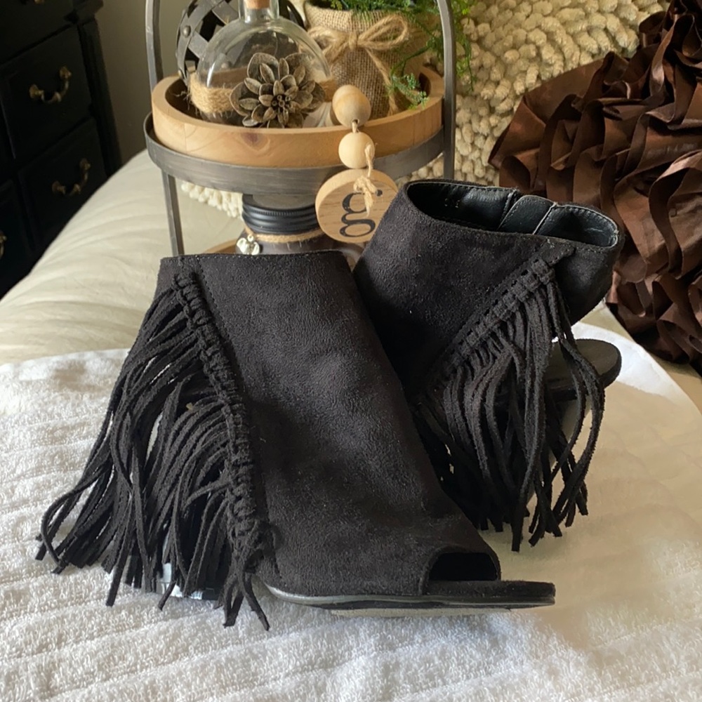 Black CATO Heels. Size:8
